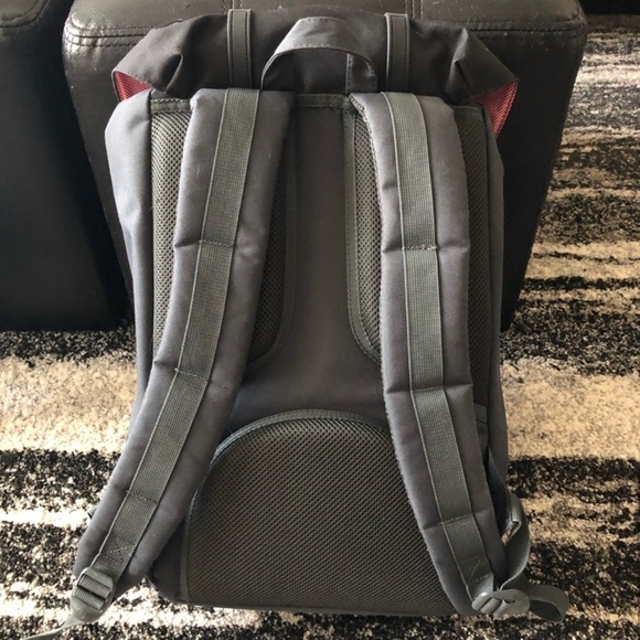 Hershel Little America Backpack - Picture 7 of 7